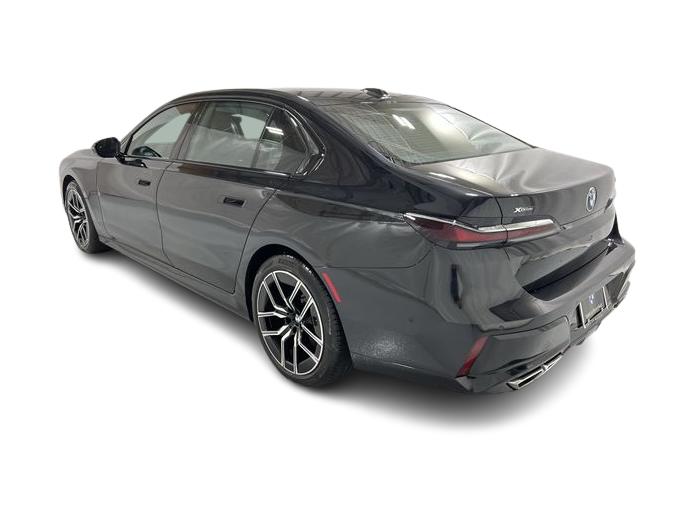 Thumbnail: 2023 BMW 7 Series - 4