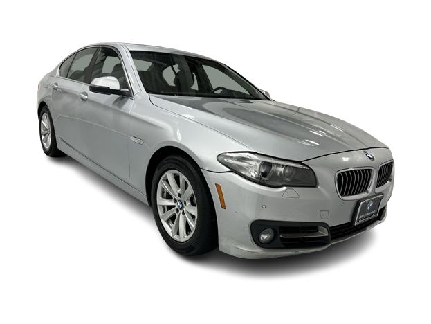 Thumbnail: 2016 BMW 5 Series - 21