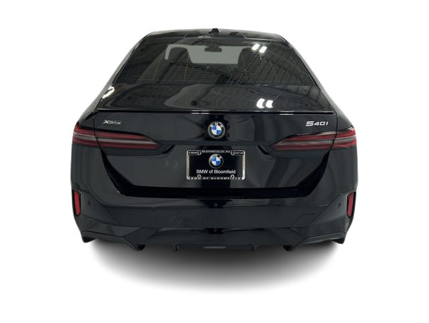 Thumbnail: 2024 BMW 5 Series - 5