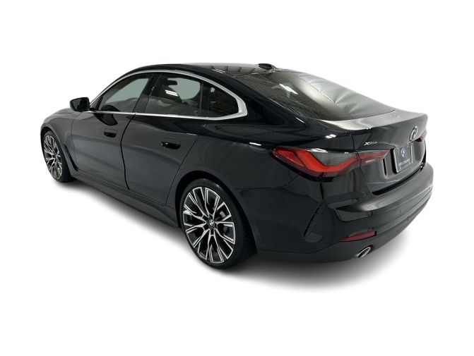 Thumbnail: 2023 BMW 4 Series - 4