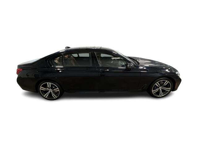 2018 BMW 7 Series 750i 21