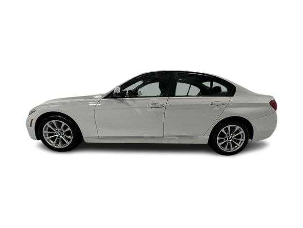 Thumbnail: 2017 BMW 3 Series - 3