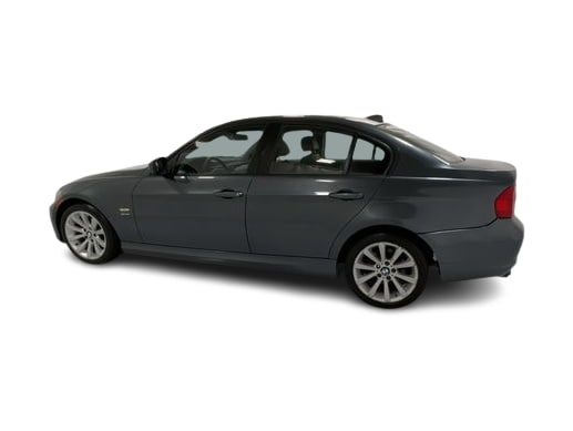 Thumbnail: 2011 BMW 3 Series - 3