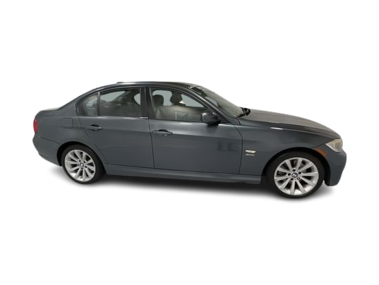 Thumbnail: 2011 BMW 3 Series - 19