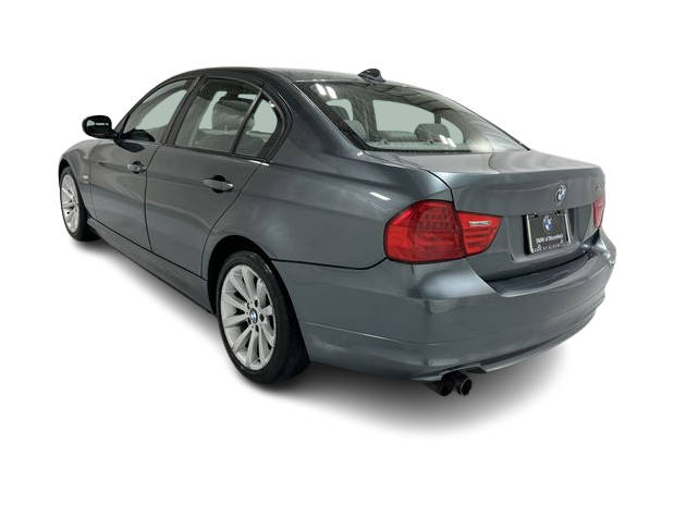 Thumbnail: 2011 BMW 3 Series - 4