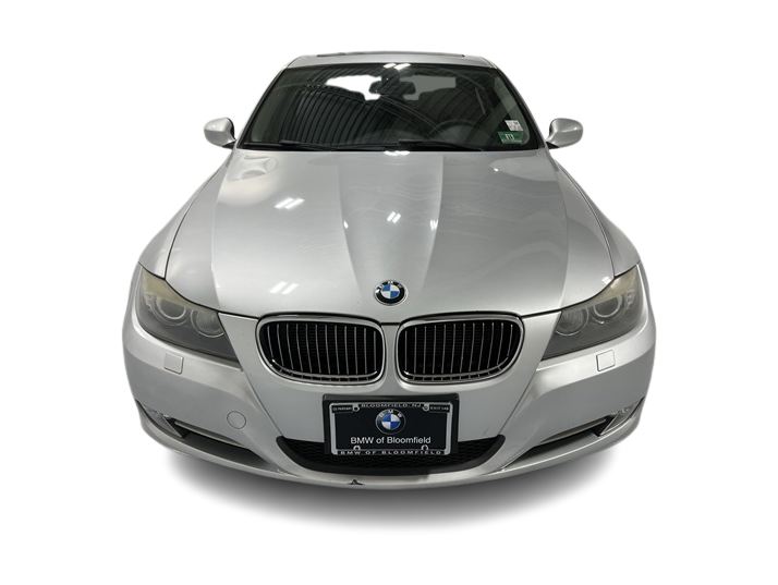 Thumbnail: 2011 BMW 3 Series - 24