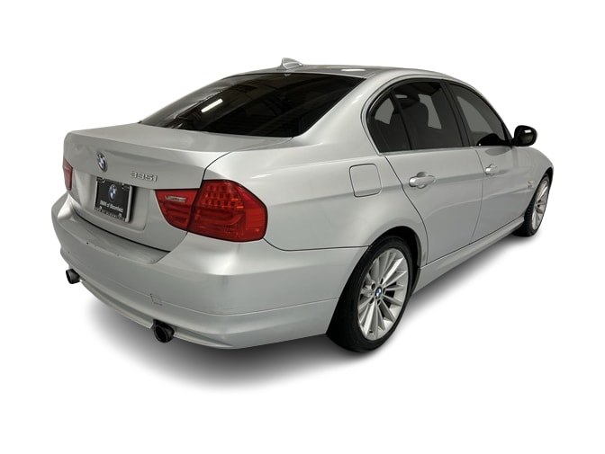 Thumbnail: 2011 BMW 3 Series - 22