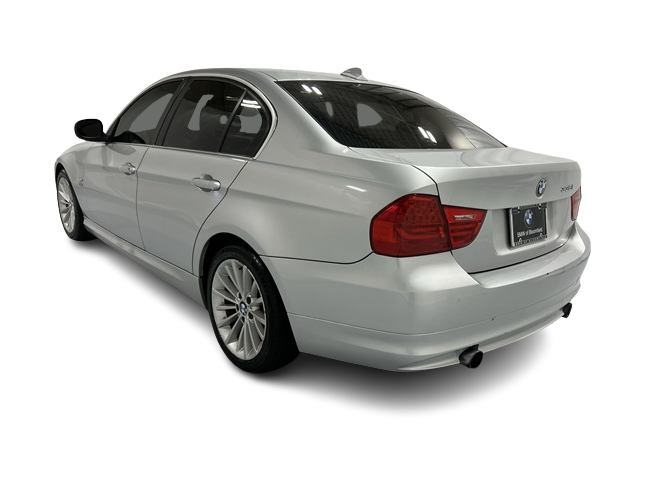 Thumbnail: 2011 BMW 3 Series - 4