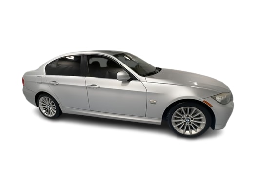 Thumbnail: 2011 BMW 3 Series - 20