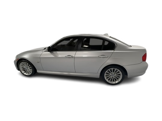 Thumbnail: 2011 BMW 3 Series - 3