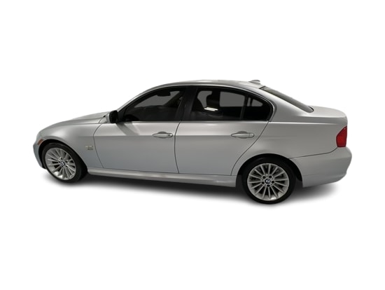 Thumbnail: 2011 BMW 3 Series - 3
