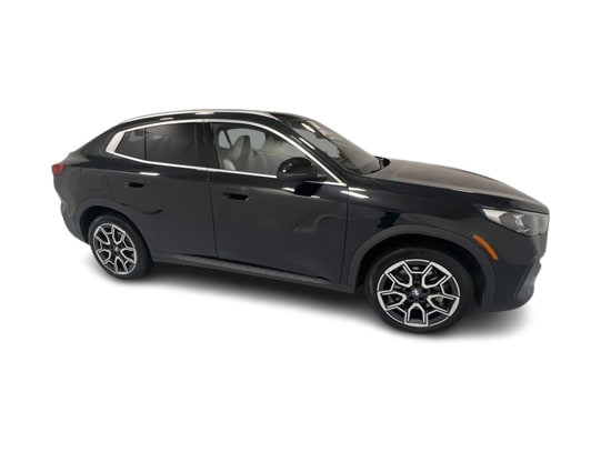 Thumbnail: 2025 BMW X2 - 18