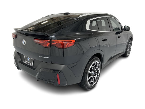 Thumbnail: 2025 BMW X2 - 20