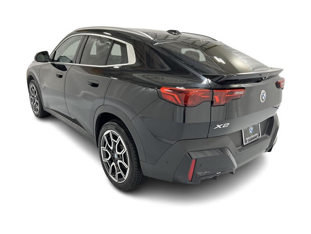 Thumbnail: 2025 BMW X2 - 4
