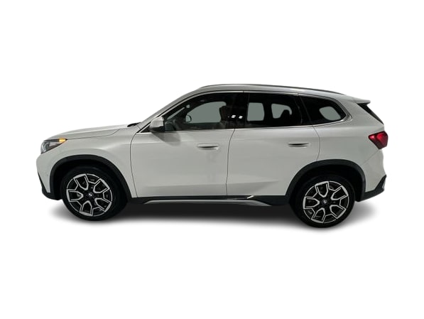 Thumbnail: 2026 BMW X1 - 21