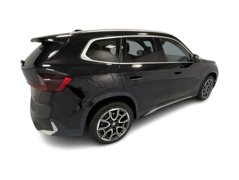 Thumbnail: 2023 BMW X1 - 21