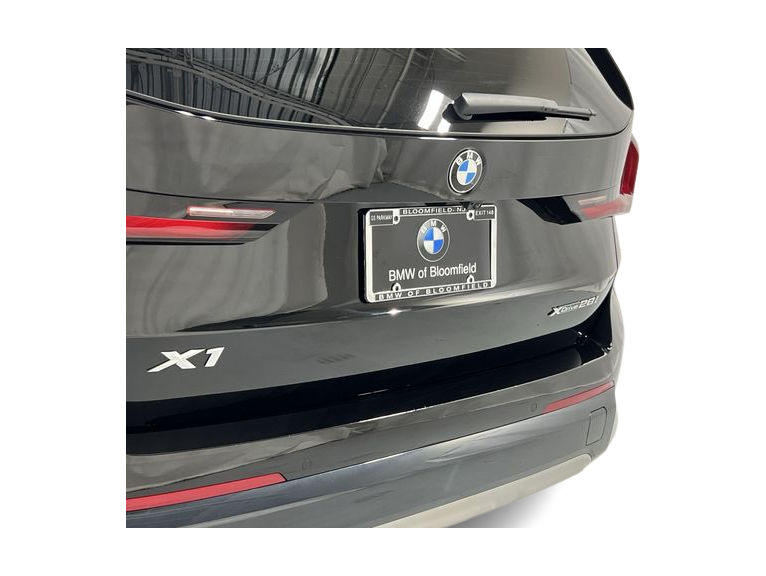 Thumbnail: 2023 BMW X1 - 25