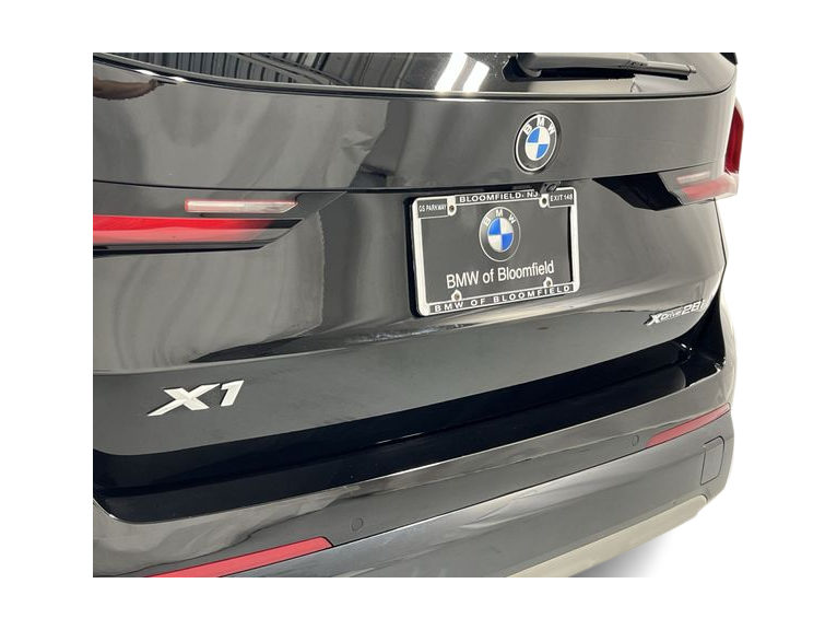Thumbnail: 2023 BMW X1 - 26