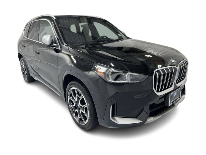 Thumbnail: 2023 BMW X1 - 24