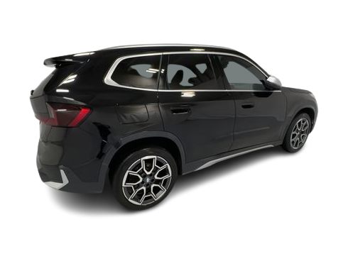 Thumbnail: 2023 BMW X1 - 20