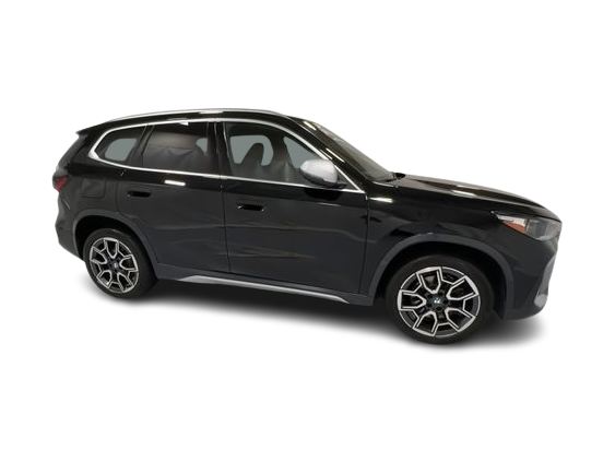 Thumbnail: 2023 BMW X1 - 21