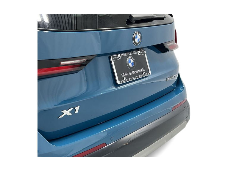 Thumbnail: 2025 BMW X1 - 25