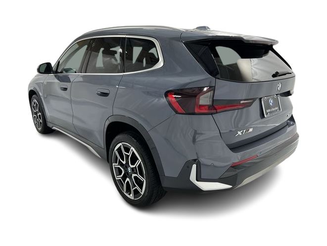 Thumbnail: 2023 BMW X1 - 22