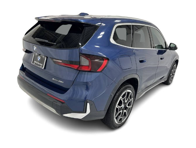 Thumbnail: 2023 BMW X1 - 25