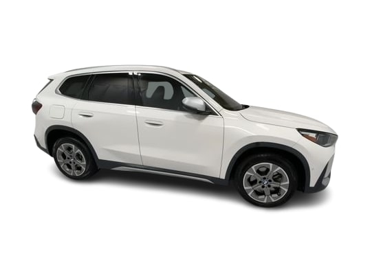 Thumbnail: 2023 BMW X1 - 18