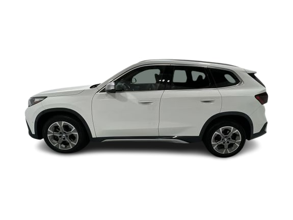 Thumbnail: 2023 BMW X1 - 3