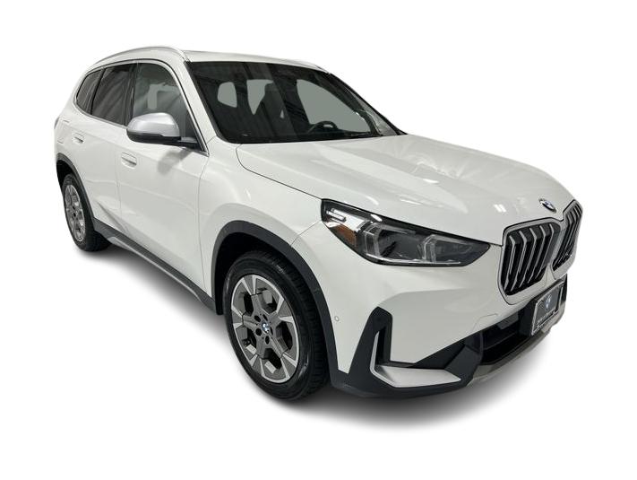 Thumbnail: 2023 BMW X1 - 20