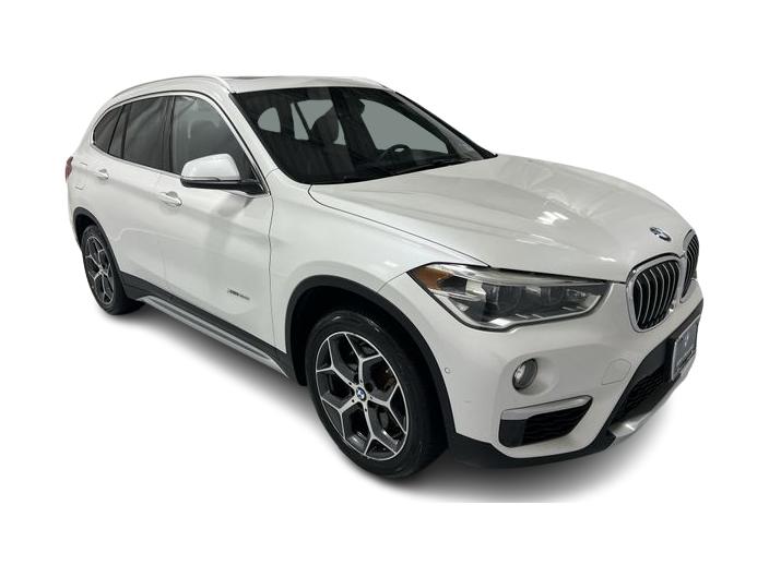 Thumbnail: 2016 BMW X1 - 26