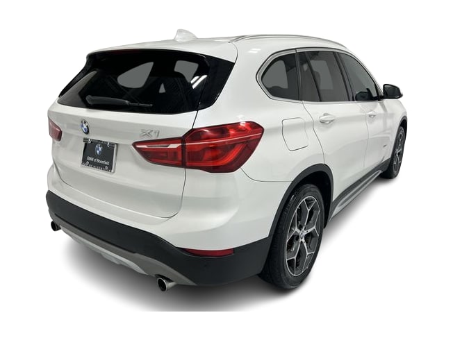 Thumbnail: 2016 BMW X1 - 25