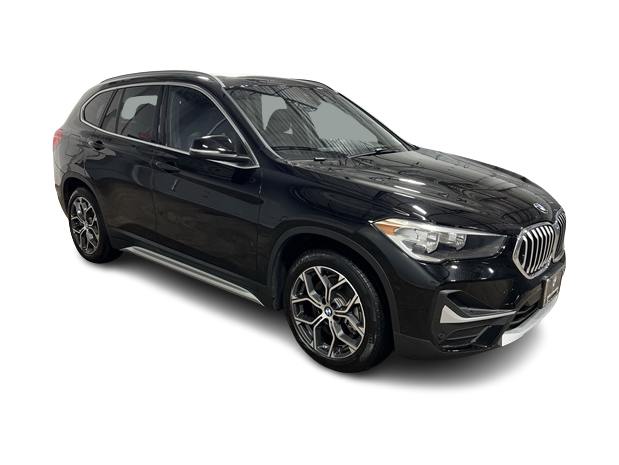 2022 BMW X1 xDrive28i 29