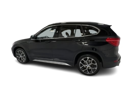 Thumbnail: 2021 BMW X1 - 3
