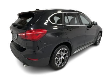 Thumbnail: 2021 BMW X1 - 21