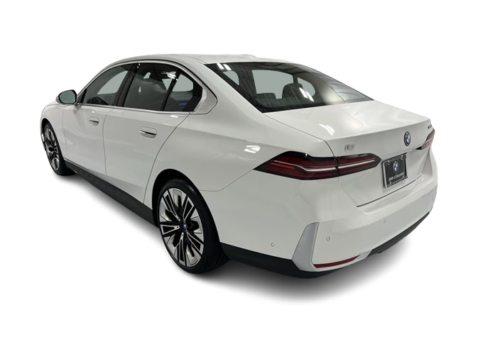 Thumbnail: 2025 BMW i5 - 19