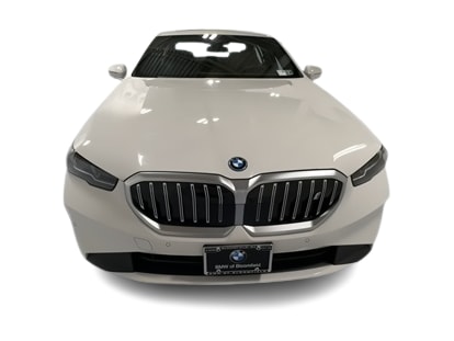 Thumbnail: 2025 BMW i5 - 6