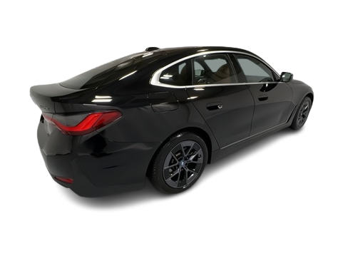Thumbnail: 2023 BMW i4 - 20