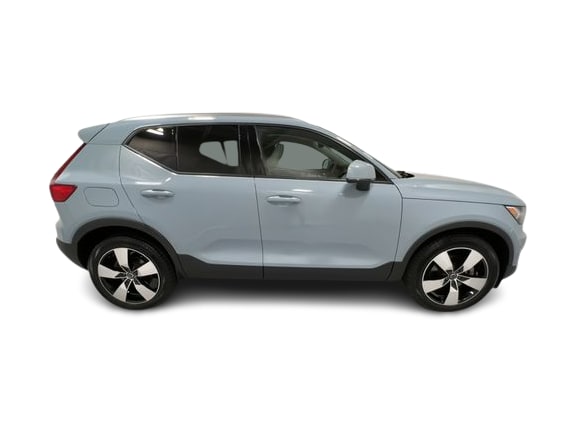 Thumbnail: 2019 Volvo XC40 - 22