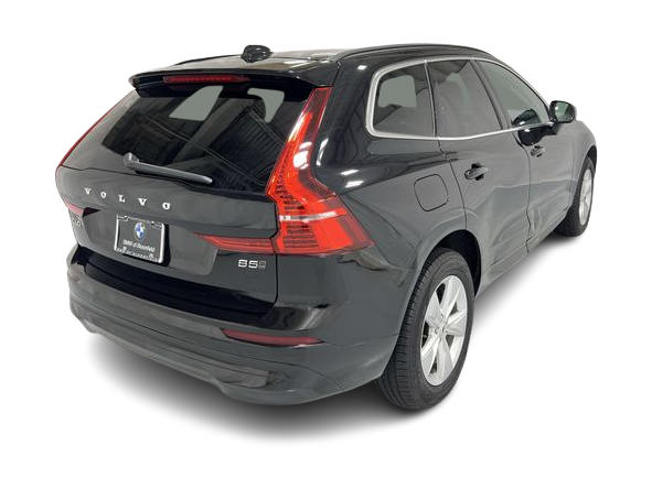 Thumbnail: 2022 Volvo XC60 - 23