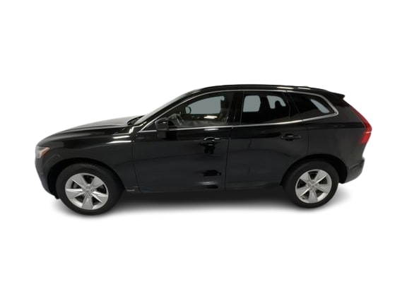 Thumbnail: 2022 Volvo XC60 - 3