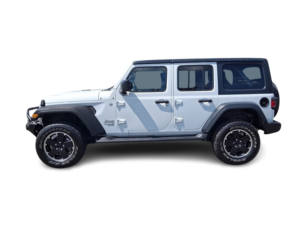 Thumbnail: 2018 Jeep Wrangler - 17