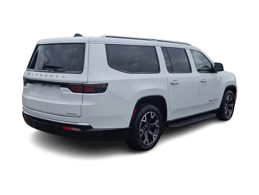 Thumbnail: 2024 Jeep Wagoneer - 18