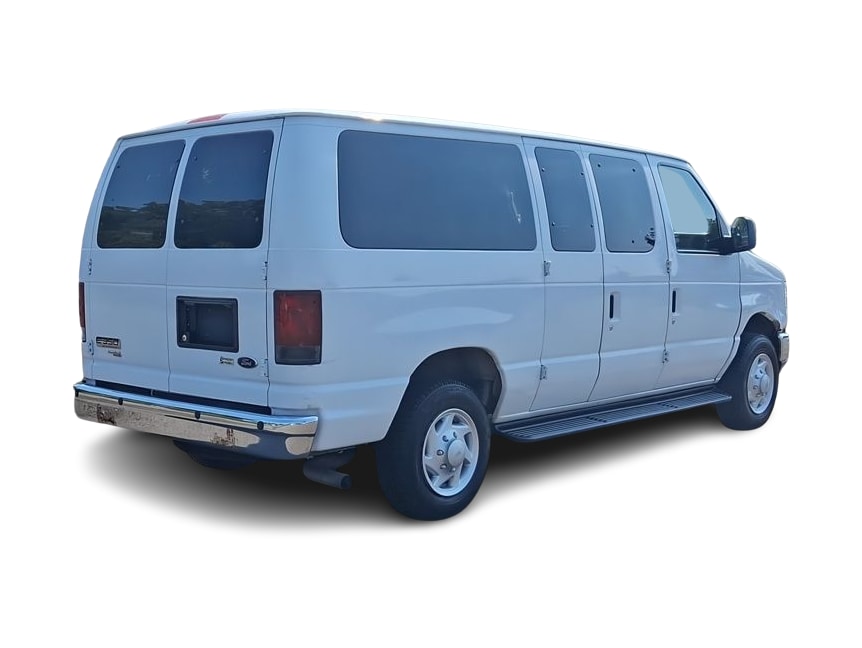Thumbnail: 2009 Ford Econoline - 20