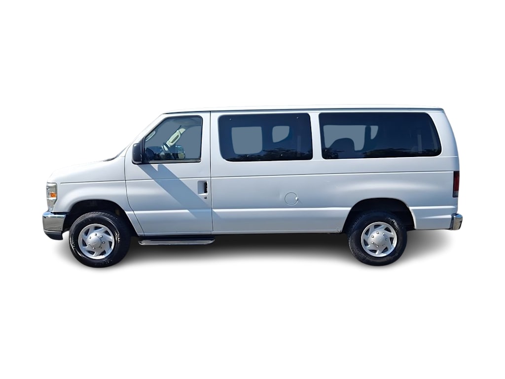 Thumbnail: 2009 Ford Econoline - 17