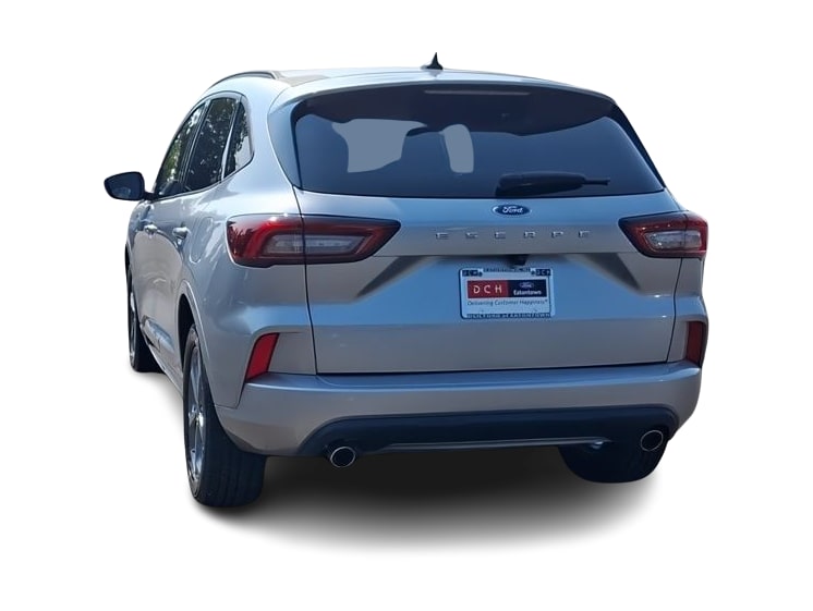 Thumbnail: 2023 Ford Escape - 17