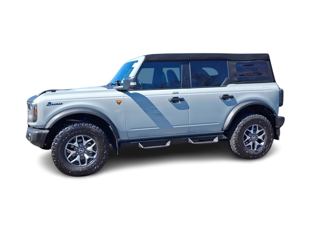 Thumbnail: 2023 Ford Bronco - 3