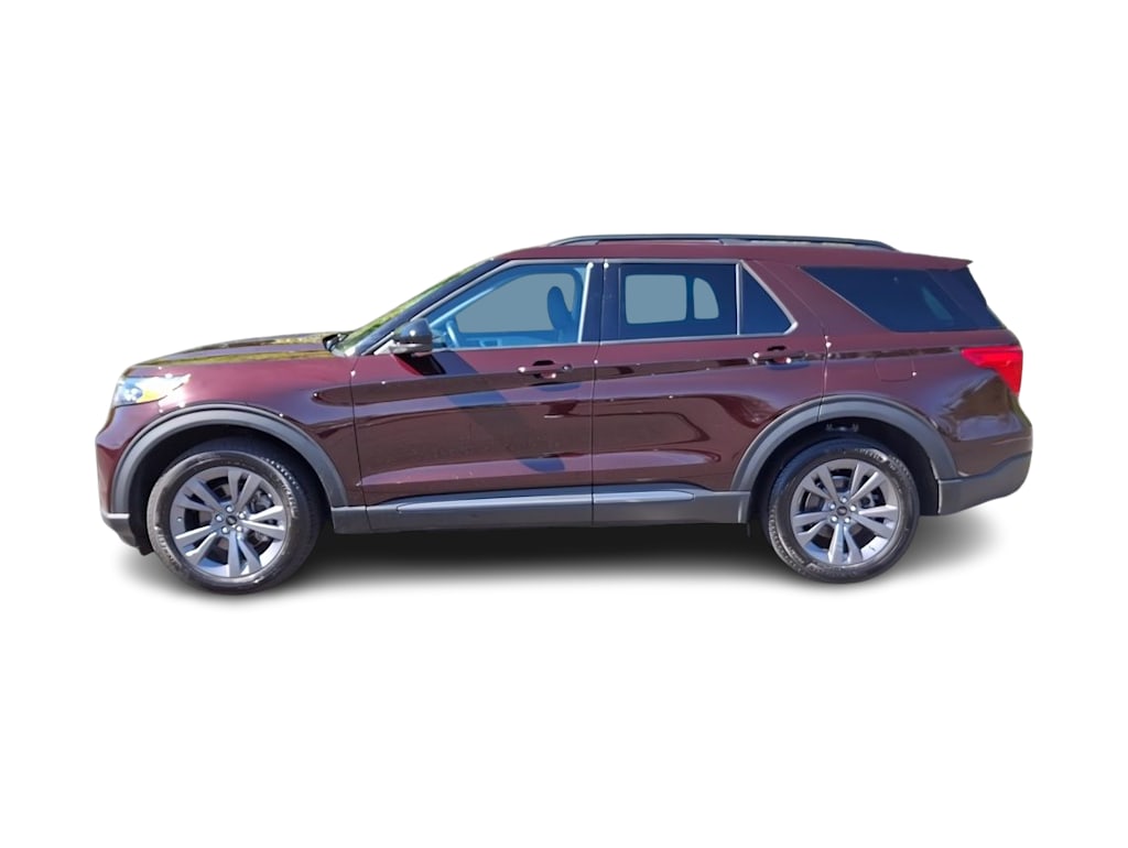 Thumbnail: 2023 Ford Explorer - 16