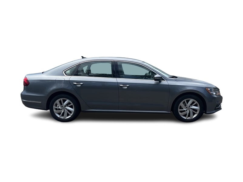Thumbnail: 2018 Volkswagen Passat - 15